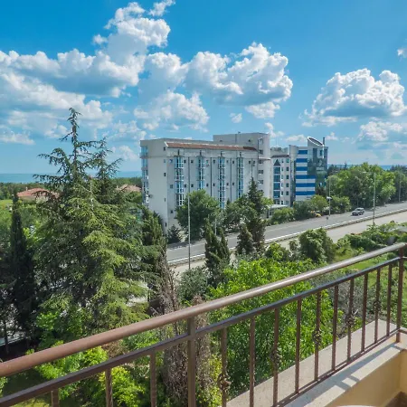 Private In Cypress Complex 15 Lägenhet *